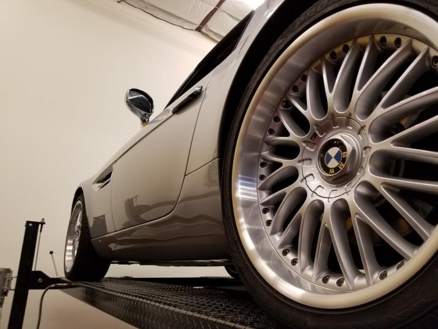 Детали экстерьера BMW Z8 (E52) 2001 года  (фото 53 из 98)